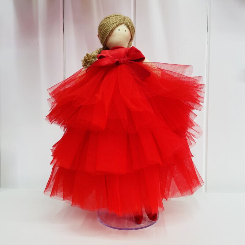 Bambola artigianale con abito in tulle - immagine 3