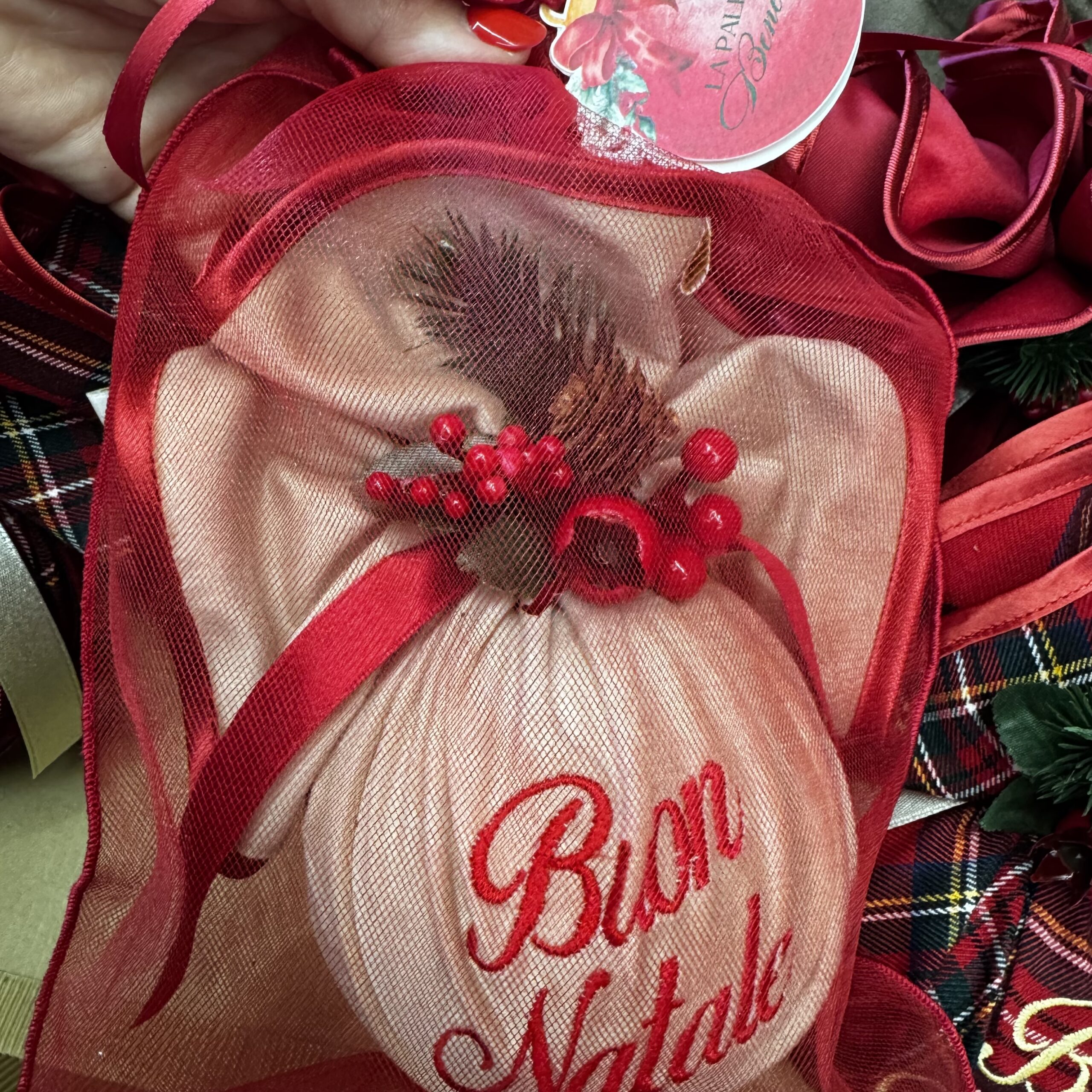 La Palla di Benedetta – Decorazione natalizia artigianale personalizzabile - immagine 4