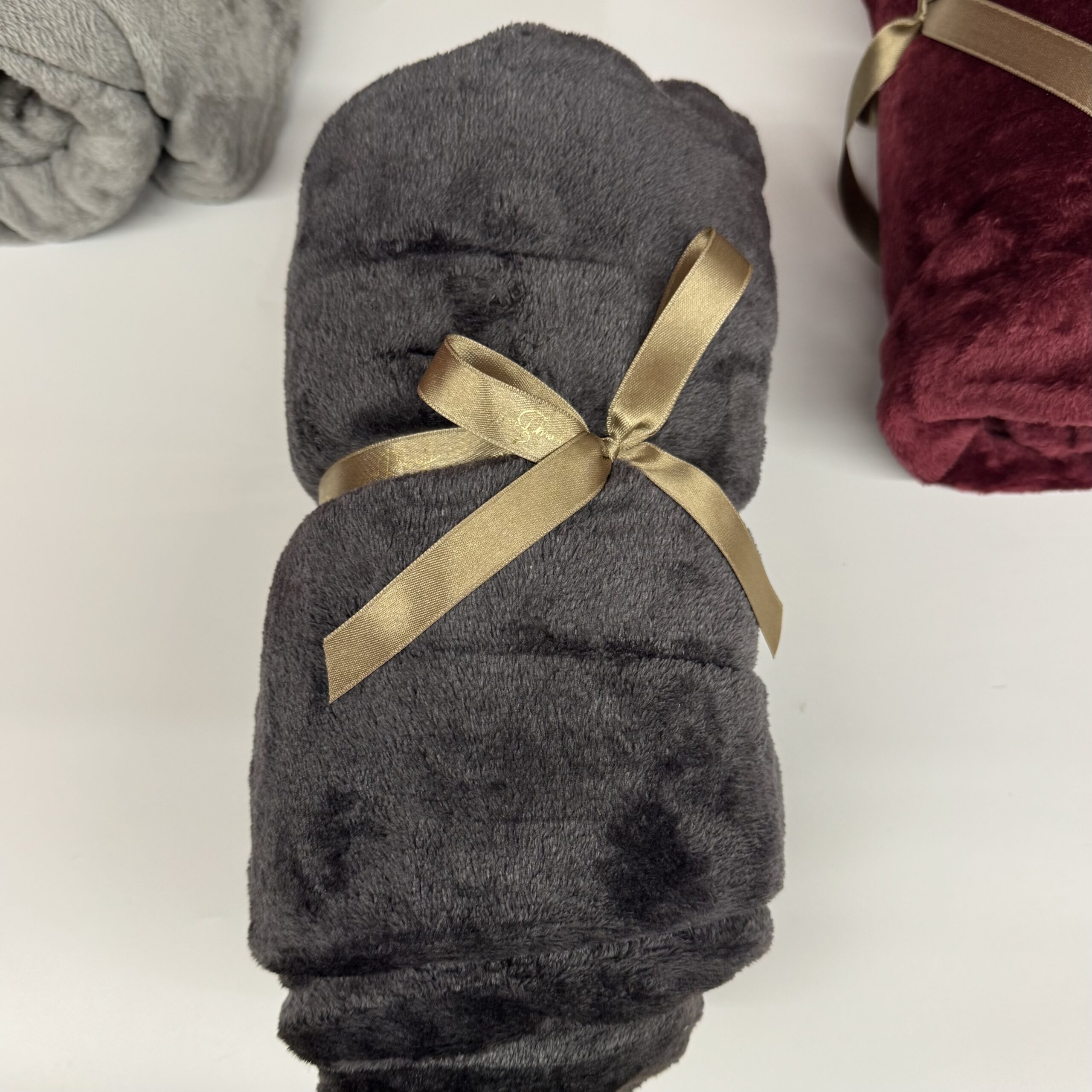 Plaid in Ciniglia Personalizzato con Ricamo – Speciale Black Friday - immagine 5